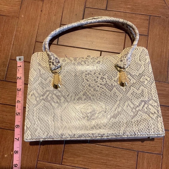 G by Guess Cream and Gray Snakeskin Shoulder Bag - Picture 5 of 5